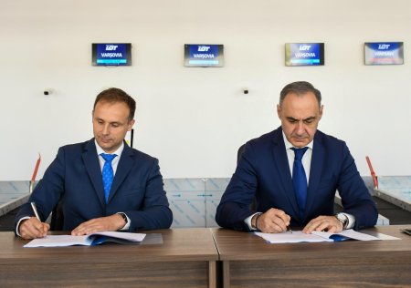 Consiliul Judetean <span style='background:#EDF514'>BIHOR</span> a incheiat un contract cu LOT Polish Airlines, pentru zboruri pe ruta Oradea - Varsovia, de patru ori pe saptamana / Cursele, din 3 iunie