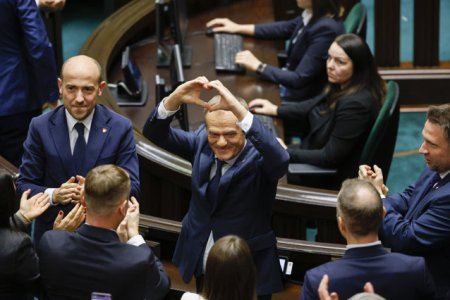 Parlamentul polonez face un pas spre liberalizarea legilor privind <span style='background:#EDF514'>AVORT</span>ul