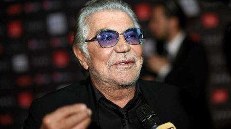 Celebrul creator de moda Roberto Cavalli a murit in Florenta la varsta de 83 de ani. Era bolnav de mai mult timp