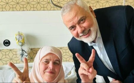 Ismail Haniyeh, seful Hamas, si-a anuntat sotia ca fiii lor au fost ucisi in atacurile israeliene: Ocupatia nu ne va putea dist<span style='background:#EDF514'>RUGE</span>