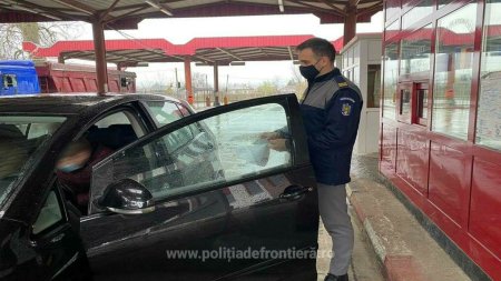 Ce au gasit politistii din Oradea pe bancheta din spate a unei masini, printre saci cu pufuleti. Soferul este acum cercetat