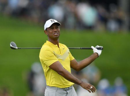 Tiger Woods vizeaza la recordul de sase 