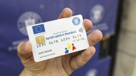 Data la care intra banii pe <span style='background:#EDF514'>CARD</span>urile sociale pentru alimente, in luna aprilie. Anuntul ministrului Adrian Caciu