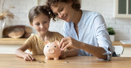 5 sfaturi sa inveti copilul  valoarea banilor