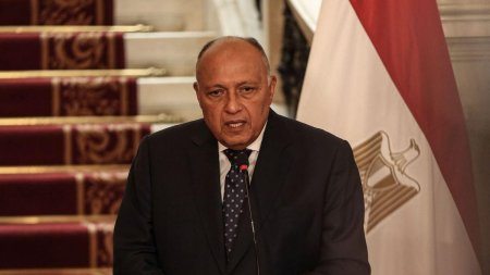 Egiptul vrea retinere in privinta provocarilor din Orientul Mijlociu