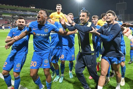 FCSB poate castiga <span style='background:#EDF514'>TITLUL</span> etapa viitoare, dar ar avea de asteptat pentru trofeu! Care este motivul