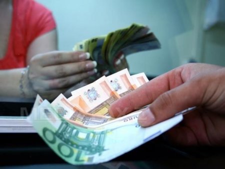 Stabilitatea cursului valutar este mana cereasca pentru investitorii straini din Romania, inclusiv pentru cei de portofoliu