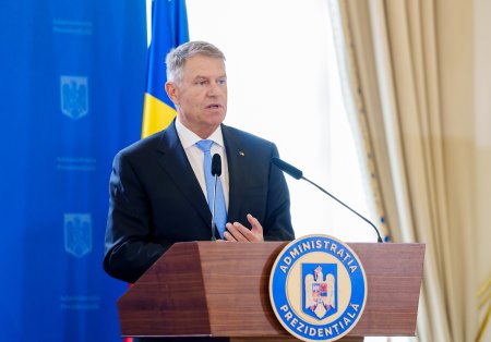 Iohannis a promulgat legea care clarifica implementarea tintelor din PNRR / Coordonatorii de reforme pot p<span style='background:#EDF514'>RELU</span>ngi durata contractelor, pentru atingerea jaloanelor, insa fara a depasi data transmiterii la CE a cererii de plata