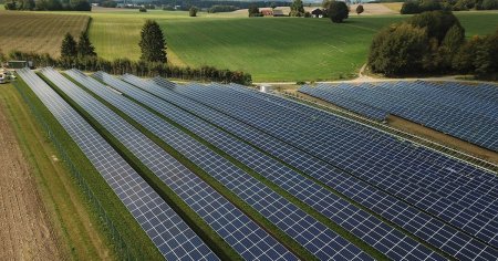 CE sprijina industria europeana producatoare de <span style='background:#EDF514'>FOTOVOLTAIC</span>e prin noua Carta a energiei solare