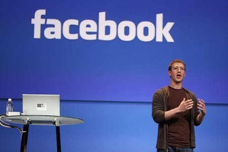 Facebook rescrie regulile vizionarii materialelor video: O noua interfata <span style='background:#EDF514'>REVOLUTIONA</span>ra