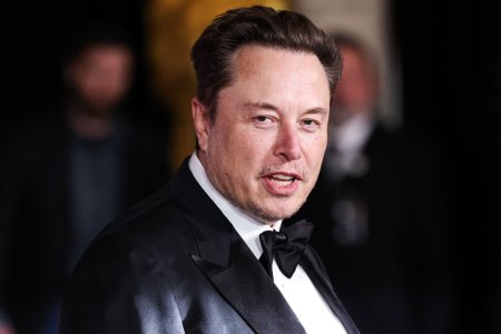 Lupta unei romance, al carei nume a fost gravat pe masini <span style='background:#EDF514'>TESLA</span>, cu Elon Musk. Bolnava de cancer, isi doreste sa aiba decenta sa-si ceara scuze