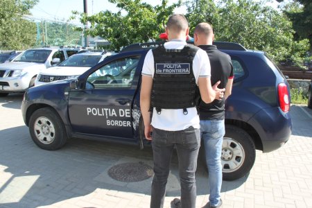 Creste migratia ucrainienilor peste Prut. Politistii mol<span style='background:#EDF514'>DOVE</span>ni au capturat doua filiere intr-o singura zi