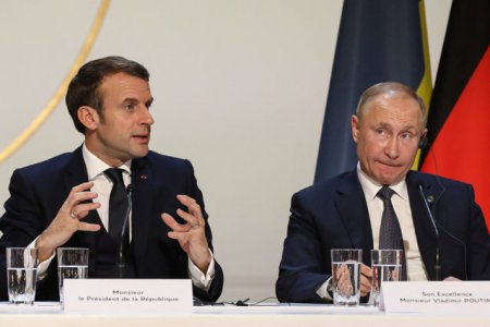 Franta invita reprezentanti rusi la festivitatile dedicate de<span style='background:#EDF514'>BARCA</span>rii aliatilor in Normandia, dar nu si pe Vladimir Putin