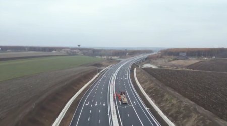 Trafic blocat pe Drumul Expres Craiova-Pitesti din cauza unui accident si a unui incendiu