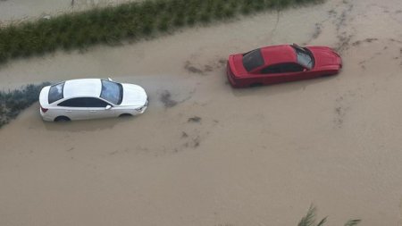 Record de precipitatii in Emiratele <span style='background:#EDF514'>ARAB</span>e Unite. Inundatiile au facut pagube uriase, un om a murit
