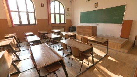 Invatator din Buzau, condamnat dupa ce a agresat sexual o eleva. Trebuie sa-i plateasca daune de 25.000 de lei