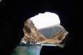 O insula nelocuita de langa Mykonos este de vanzare. <span style='background:#EDF514'>CAT COSTA</span>