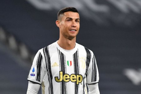 Suma uriasa pe care trebuie sa i-o plateasca Juventus lui <span style='background:#EDF514'>CRISTIANO</span> Ronaldo