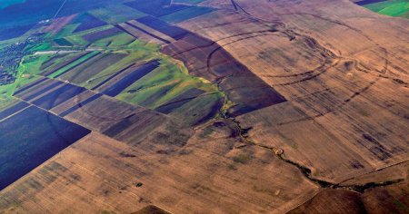 Fortificatia de la Cornesti. Enigmele celei mai mari fortificatii preistorice din Europa VIDEO