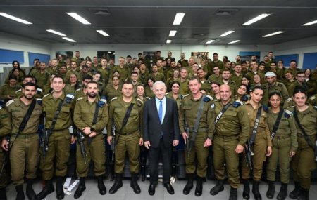 COMENTARIU Lelia Munteanu: Cadoul facut lui Netanyahu de <span style='background:#EDF514'>REGIM</span>ul ayatollahilor