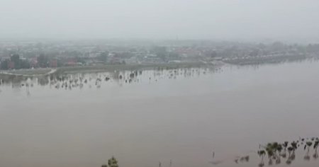 Jumatate din orasele Chinei se scufunda: milioane de locuitori ex<span style='background:#EDF514'>PUSI</span> riscului de inundatii