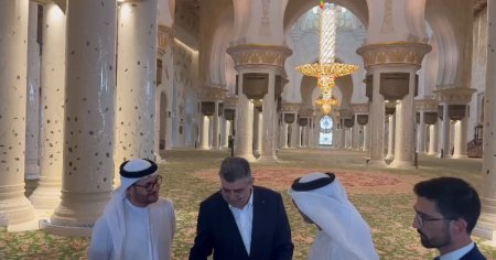 Ciolacu a vizitat Moscheea Sultan Al Nahyan Sheikh Zayed Bin din Abu Dhabi. Ce dar simbolic a primit FOTO, VIDEO