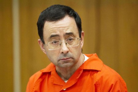 Victimele lui <span style='background:#EDF514'>LARRY</span> Nassar vor fi despagubite de catre guvernul American