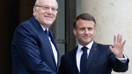 Macron, intalnire cu <span style='background:#EDF514'>PREMIER</span>ul libanez pentru evitarea confruntarilor dintre Hezbollah si Israel