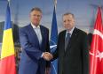 Klaus Iohannis, candidat la sefia NATO, discutie cu presedintele Turciei, Recep Tayyip Erdogan