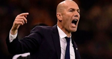 Revine Zinedine Zidane, dupa trei ani de pauza: a <span style='background:#EDF514'>BATUT</span> palma cu un club urias