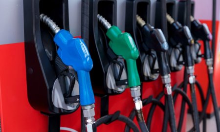 Ungaria: Guvernul ar putea lua in considerare o interventie asupra pretului la carburanti