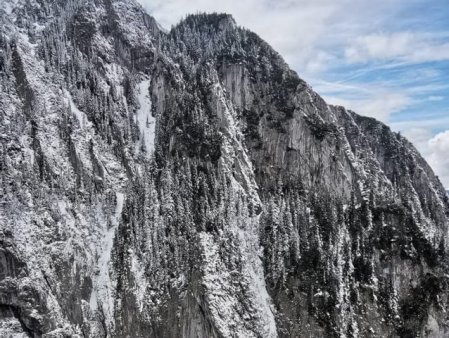 Un cetatean american a murit in Piatra Craiului, dupa ce a cazut de la peste 400 de metri