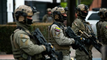 Stare de alerta in Columbia, dupa ce 34 de soldati au fost rapiti in sudul tarii. <span style='background:#EDF514'>CINE A</span> avut curajul sa ii sechestreze