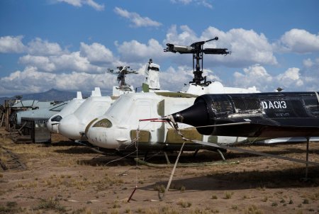 Cea mai noua drona-spion supersonica d<span style='background:#EDF514'>IN CHINA</span> seamana cu o aeronava Lockheed D-21, care s-a prabusit in aceasta tara, in 1971