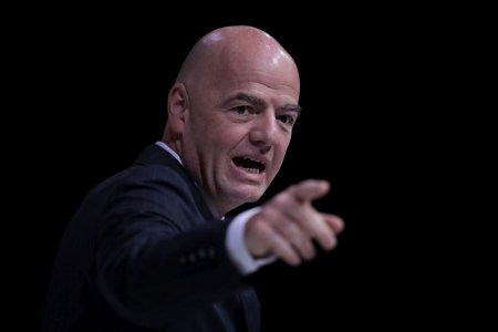 FIFA incepe razboiul cu impresarii » Planul lui Infantino prin care vrea sa-i interzica definitiv in fotbal