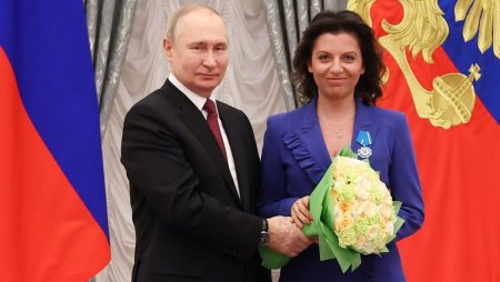Principala propagandista a lui Putin, Margarita Simonian, anunta ca la Moscova are loc o intalnire a fortelor de opozitie d<span style='background:#EDF514'>IN MOLDOVA</span>: Trebuie sa-i ajutam!