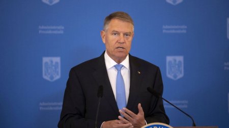 Klaus Iohannis viziteaza Coreea de Sud, de unde Romania urmeaza sa importe peste 50 de tunuri autopropulsate K9 Thunder, compatibile NATO