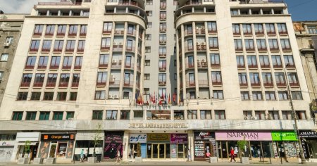 Un mare hotel din Bucuresti, construit inainte de cel de-<span style='background:#EDF514'>AL DOILEA RAZBOI MONDIAL</span>, a fost vandut