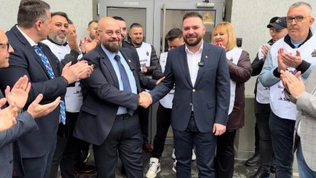 <span style='background:#EDF514'>VLAD</span> Popescu Piedone, primul candidat inscris oficial in cursa pentru Primaria Sectorului 5