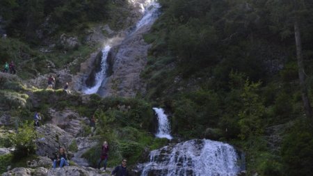 Povestea tragica a Cascadei Cailor din Maramures: "O furtuna monstruoasa a pus stapanire pe intreg cerul..."