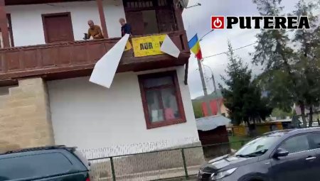 Tensiuni crescute in cadrul AUR: Insemne si bannere indepartate de pe un sediu din Buzau, in urma unor demisii semnificative