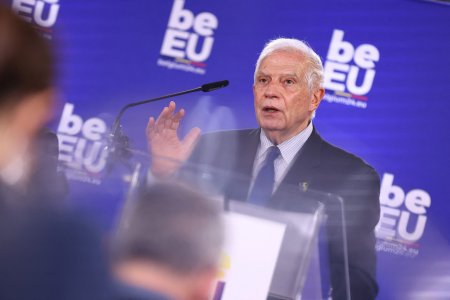 Josep Borrell, dupa reuniunea din Luxemburg privind <span style='background:#EDF514'>AJUTORUL</span> pentru Ucraina: „Eu nu am sisteme Patriot la Bruxelles”