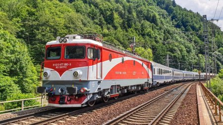Reactia unui turist englez, dupa ce a calatorit 16 ore cu trenul de la Timisoara la Iasi: 