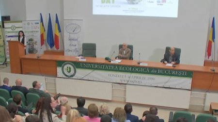 <span style='background:#EDF514'>ZIUA PAMANTULUI</span>, sarbatorita la Universitatea Ecologica din Bucuresti | Pamantul trebuie respectat daca vrem ca si el sa ne respecte