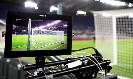 <span style='background:#EDF514'>APPLE</span> TV+ ar putea transmite Campionatul Mondial al Cluburilor din 2025