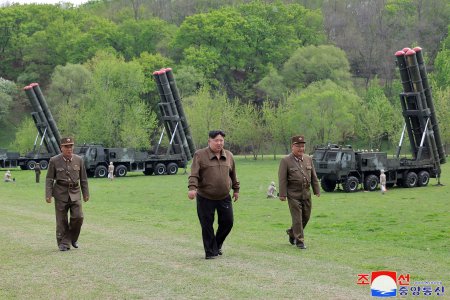 Kim Jong Un a supervizat o prima simulare de lansare nucleara”. Liderul de la Phenian si-a exprimat marea satisfactie fata de rezultatele <span style='background:#EDF514'>EXERCITIU</span>lui”