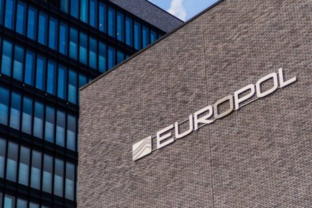 Actiune de amploare, cu sprijin Europol si FBI, pentru anihilarea unui 