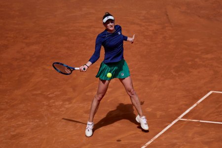 <span style='background:#EDF514'>IRINA</span> Begu, prima victorie pe un tablou WTA dupa 9 luni » A reusit-o la Madrid, acolo unde are amintiri frumoase