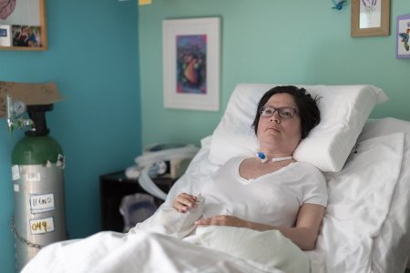 O femeie din Peru a murit prin eutanasie, dupa o lupta de ani de zile pentru o „moarte demna”. „<span style='background:#EDF514'>VREAU</span> ca ultimele clipe din viata mea sa fie exact asa” | VIDEO