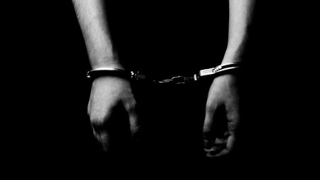 Un adolescent condamnat pentru viol a sapat un tunel pana in celula vecina ca sa atace un alt tanar inchis pentru crima